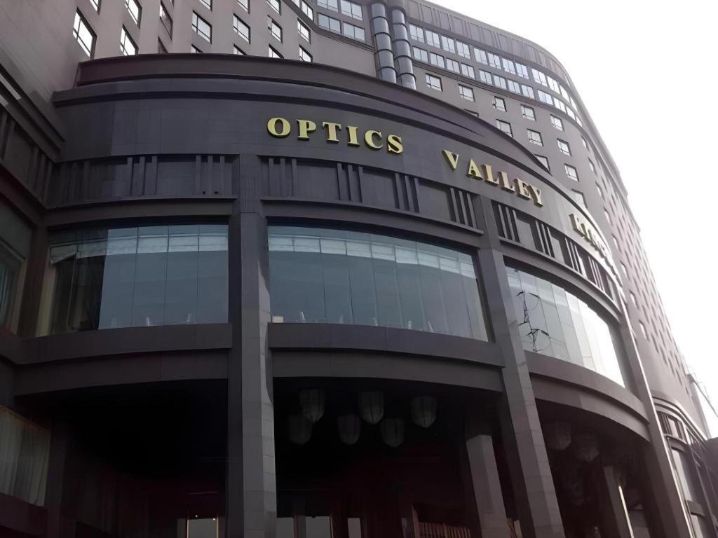 Optics Valley Kingdom Plaza Wuhan Exterior foto